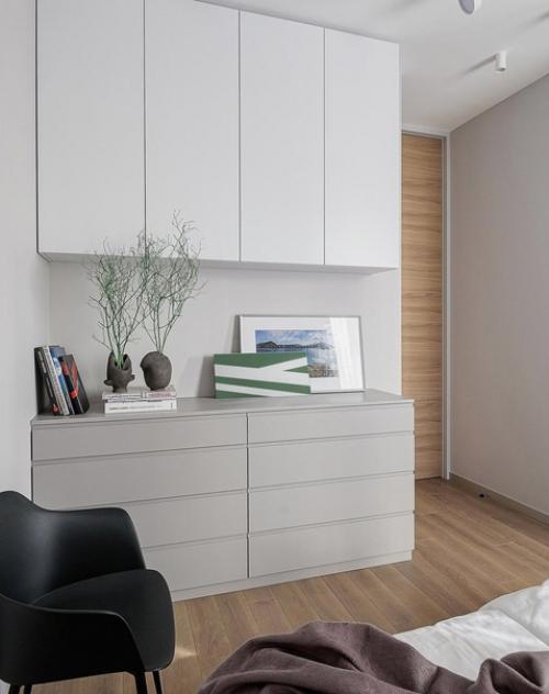 Интересная квартира - студия с отдельной спальней. 06