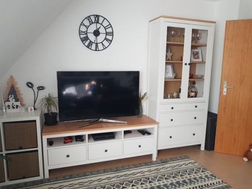 Обновили гостиную.  Как вам? 03