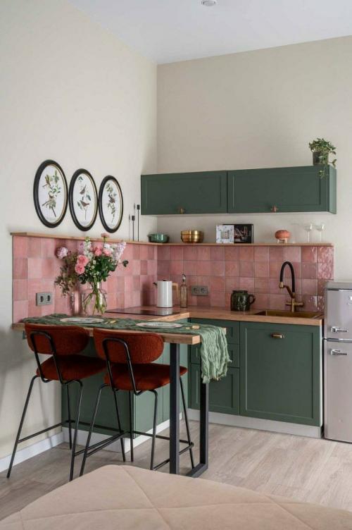 Нежно-розовое вдохновение.  Интерьер в мягкой, романтичной палитре создаёт ощущение лёгкости и уюта. 04