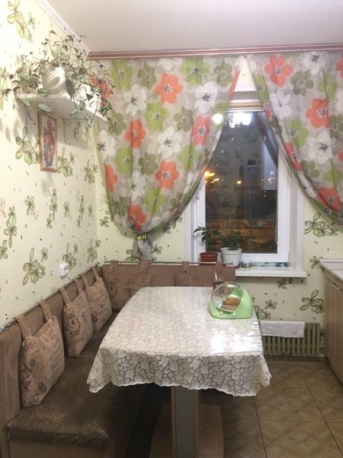 Совет.  Что что можно изменить?  не нравится угол около мойки.