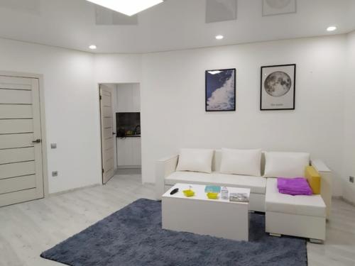 Квартира молодой девушки. 02