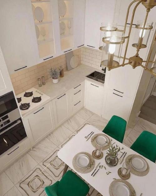 Приятное, теплое сочетание цветов на кухне. 01