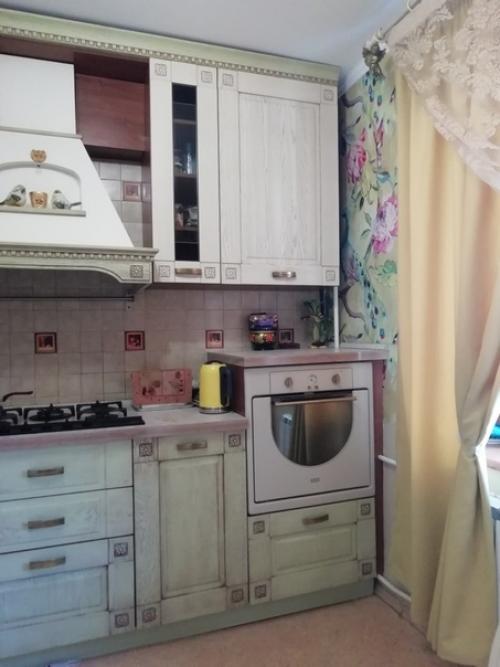 Очень хотели сделать необычную и красивую кухню! 01