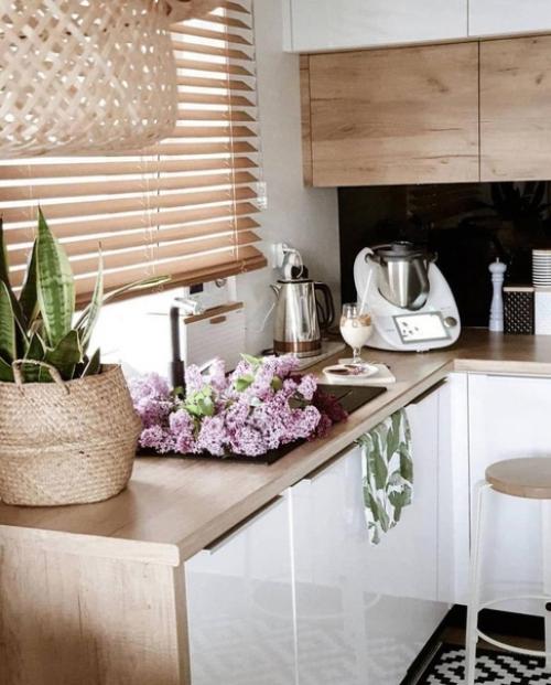 Очень красивое оформление кухни. 01