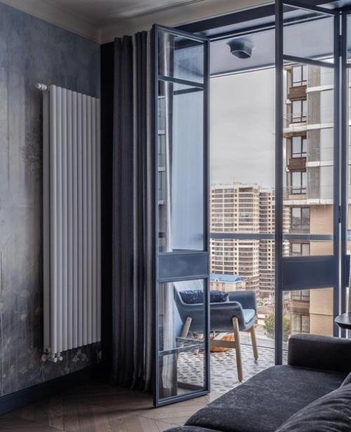 Глубокий синий цвет в оформлении квартиры. 02