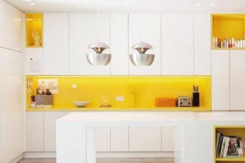 Подборка светлых кухонных интерьеров. 02