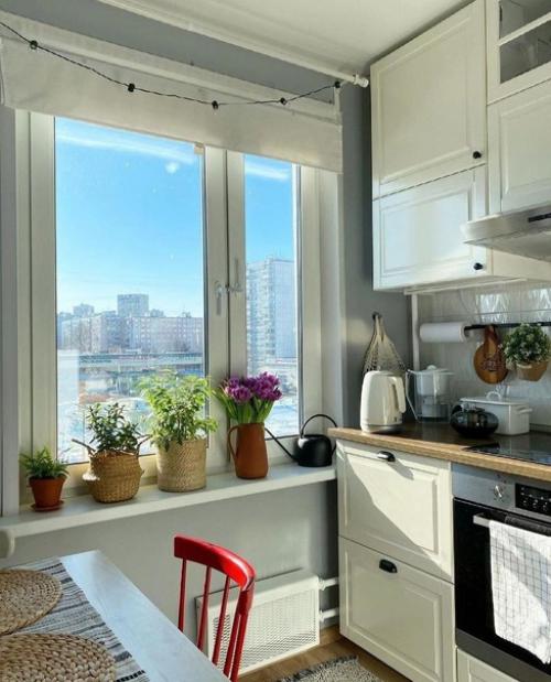 Небольшая квартира, которую очень бюджетно обновили.