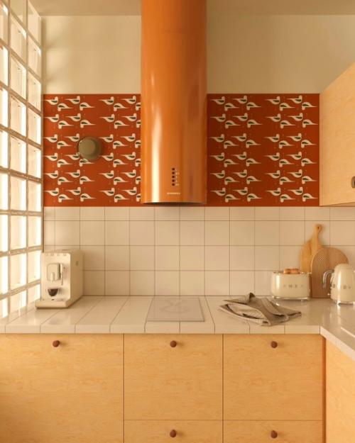 Яркая студия для студентки. 01