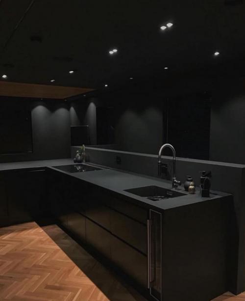 Такой строгий дизайн. 07