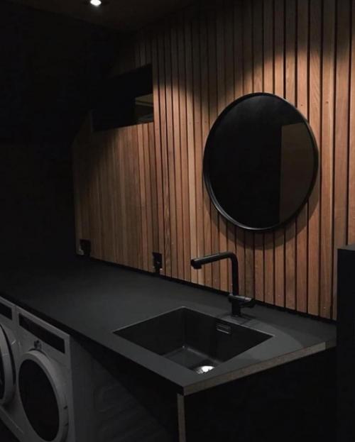 Такой строгий дизайн. 04