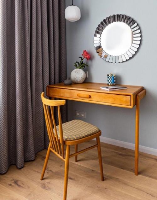 Яркая квартира с использованием весьма нетипичных цветов. 03