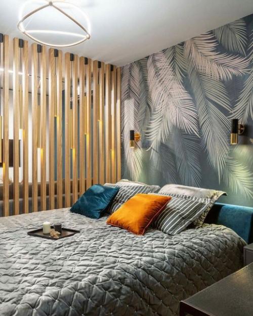 В маленькой квартире. 01