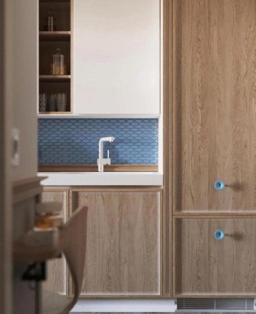 Небольшая квартира. Оформленная весьма уютно. 03