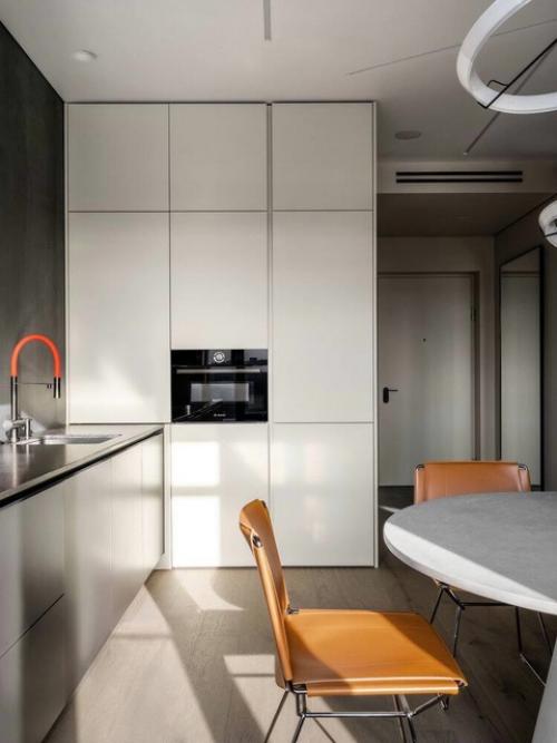 Двушка в чёрно - бежевых тонах для молодого холостяка. 02