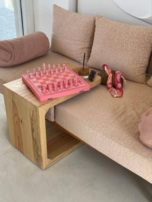 Яркий интерьер с розовыми акцентами. 09