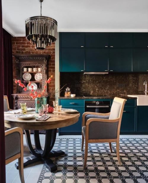 Яркие цвета в оформлении интерьера.