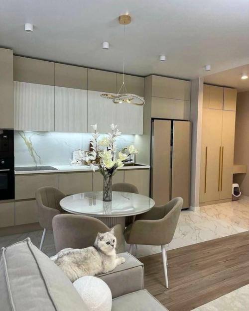 Светлый интерьер квартиры. 07