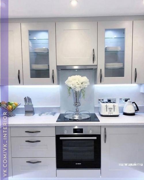 Красиво, но монохром такой. 01