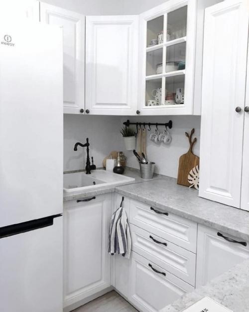 Удивительное пpeoбpaжeниe кyxни пocлe peмoнтa. 03