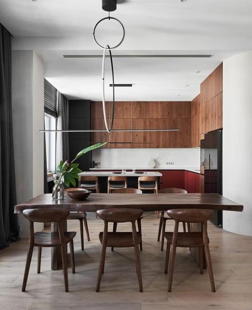 Большая семья, которая любит активный отдых. 01