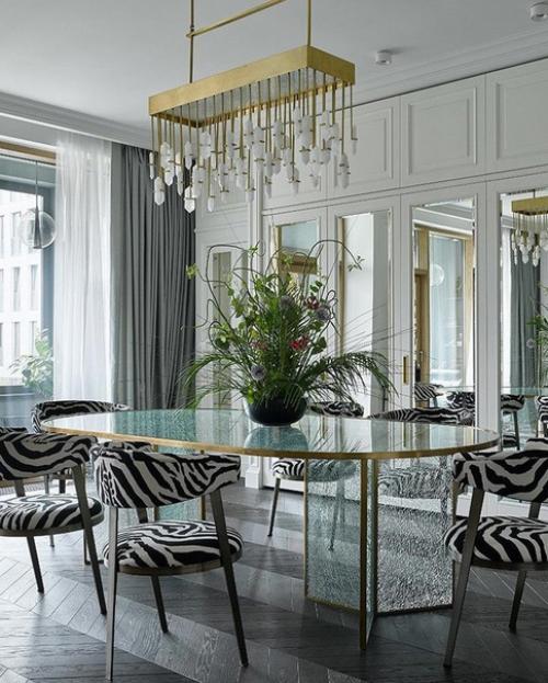 Квартира с интересными, яркими акцентами. 01