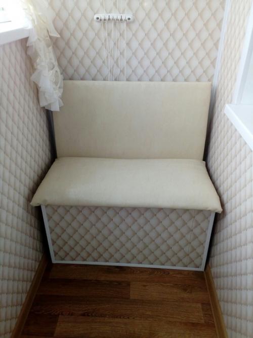 Завершили ремонт маленького балкона на кухне. 05