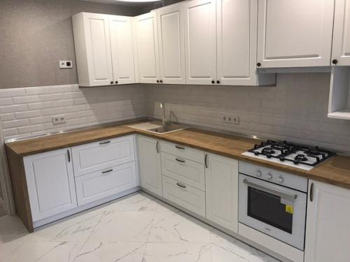 Не дизайнерский ремонт в двушке 70 кв. 01