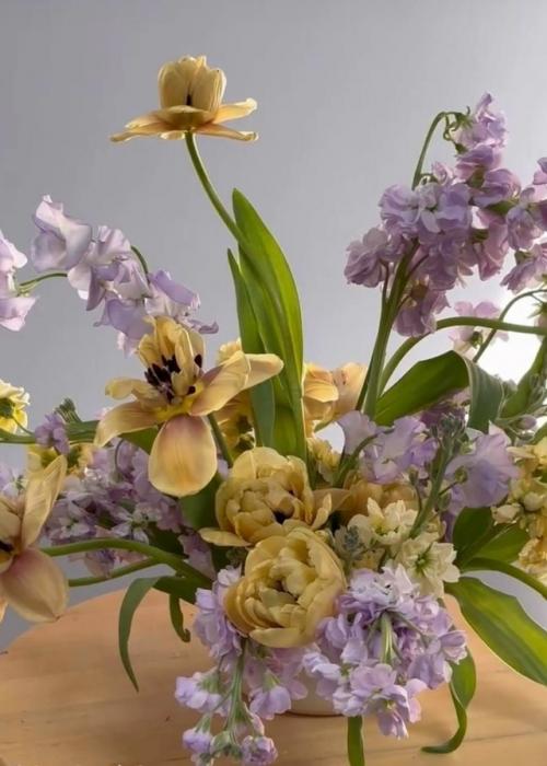 Лавандовый и сливочный жёлтый: нежная смелость. 08