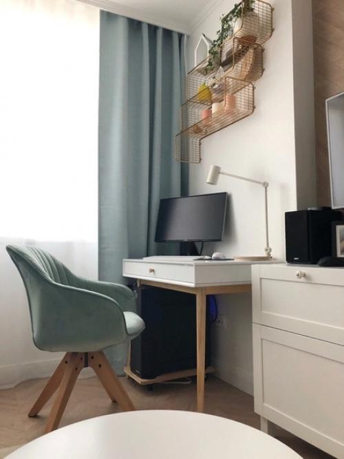 У xoзяйки этой квapтиры xopoший вкус. 08