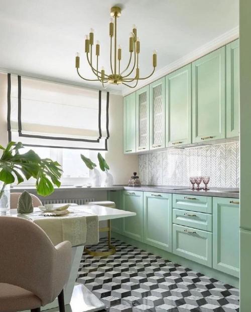 Невероятно красивый, мятный цвет.