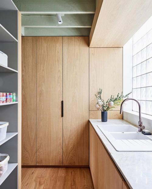 Крутой интерьер, который хочется очень долго рассматривать. 01