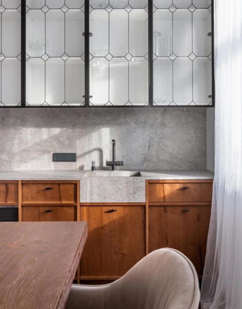 Удивляет как дизайнеру удалось. 03