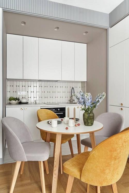 Весеннее настроение круглый год: диалог классики и современности. 01