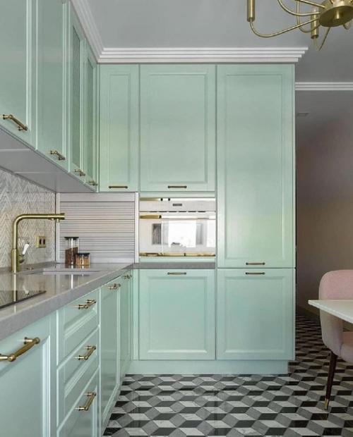 Невероятно красивый, мятный цвет. 01