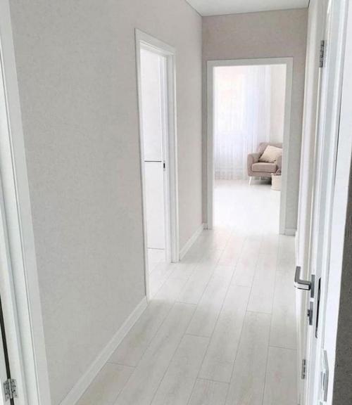 Белоснежная квартира.  Выглядит очень круто! 01