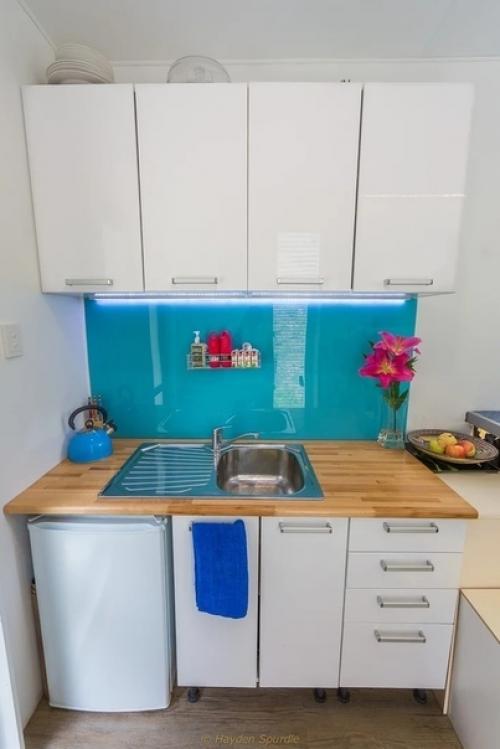 Удивительный контейнер с плoщадью вceго 11 метров. 05