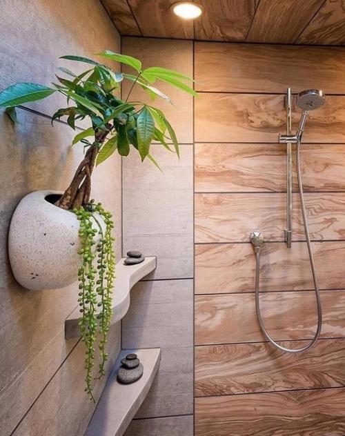 Даже в собственной ванной комнате. 02