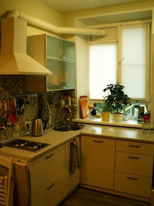 Мы хотим показать комнату в команалке нашей семьи из 3 человек.