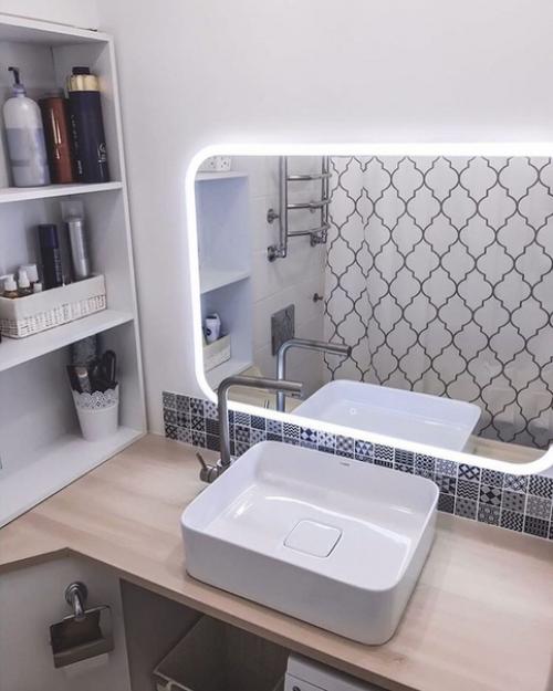 Для экономии площади расширения за счет нее кухни - объединили ванную и санузел! 03