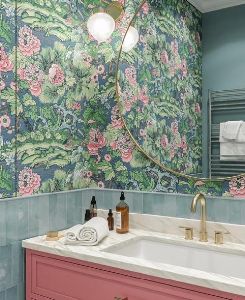 В этой ванной комнате красивая не только цветовая гамма.