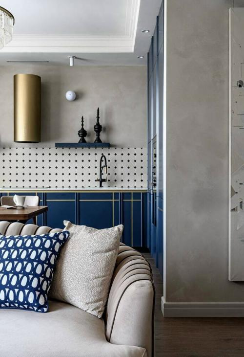 Трёшка с винтажными акцентами и стеклоблоками фальконье. 01