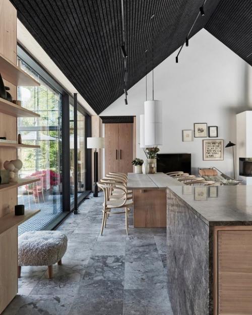 Вот такой интересный и необычный дом. 02