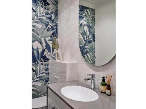 Дизайнер отлично поработал над квартирой с очень сложной планировкой. 08