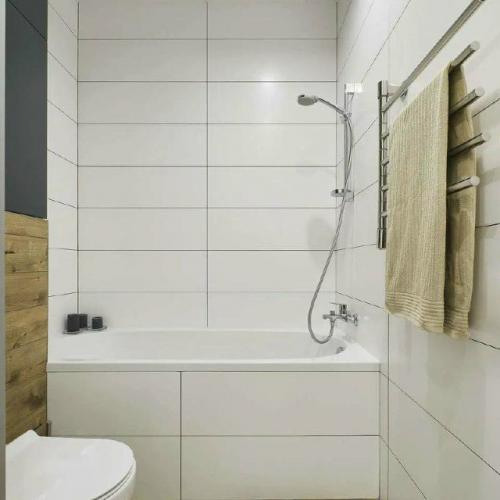 Тёплое дерево и выразительные акценты. 09