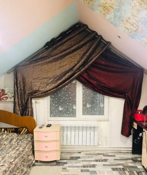 Очень удобный вариант для окошек мансарды! 02