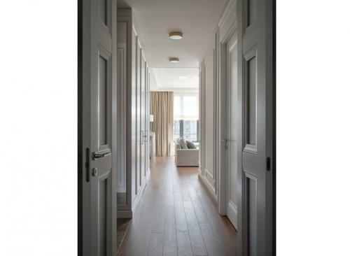 Дизайнер отлично поработал над квартирой с очень сложной планировкой. 01