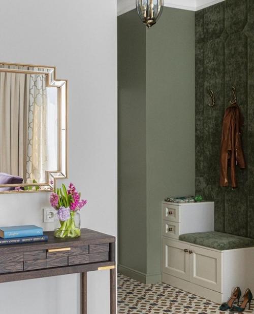 Классический интерьер, который дизайнер разбавил цветом. 03