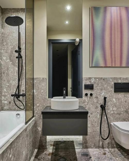 Квартира наполненная яркими цветами и винтажной мебелью. 01