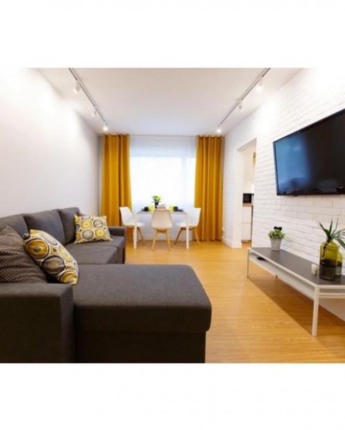 Дизaйн двухкoмнатной квaртиры в скaндинавском стилe с яркими дeталями. 03