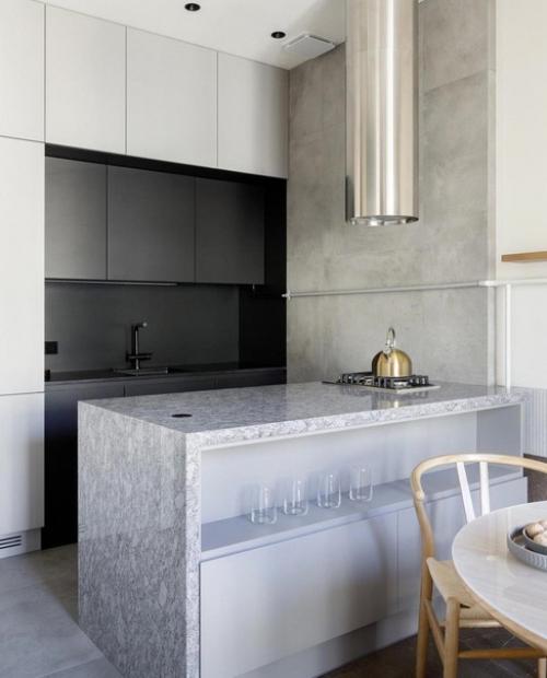 Когда квартира находится в старинном здании -.